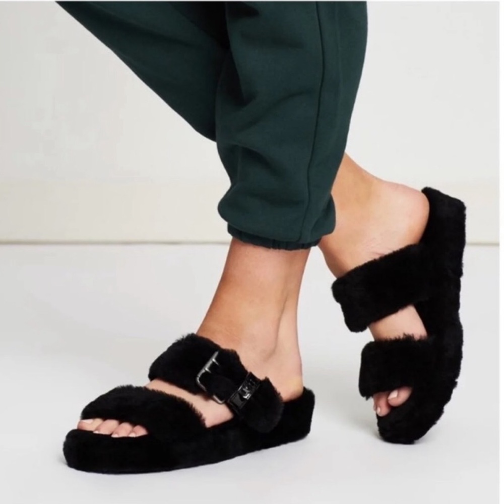 Ugg Fluff Yeah Slides